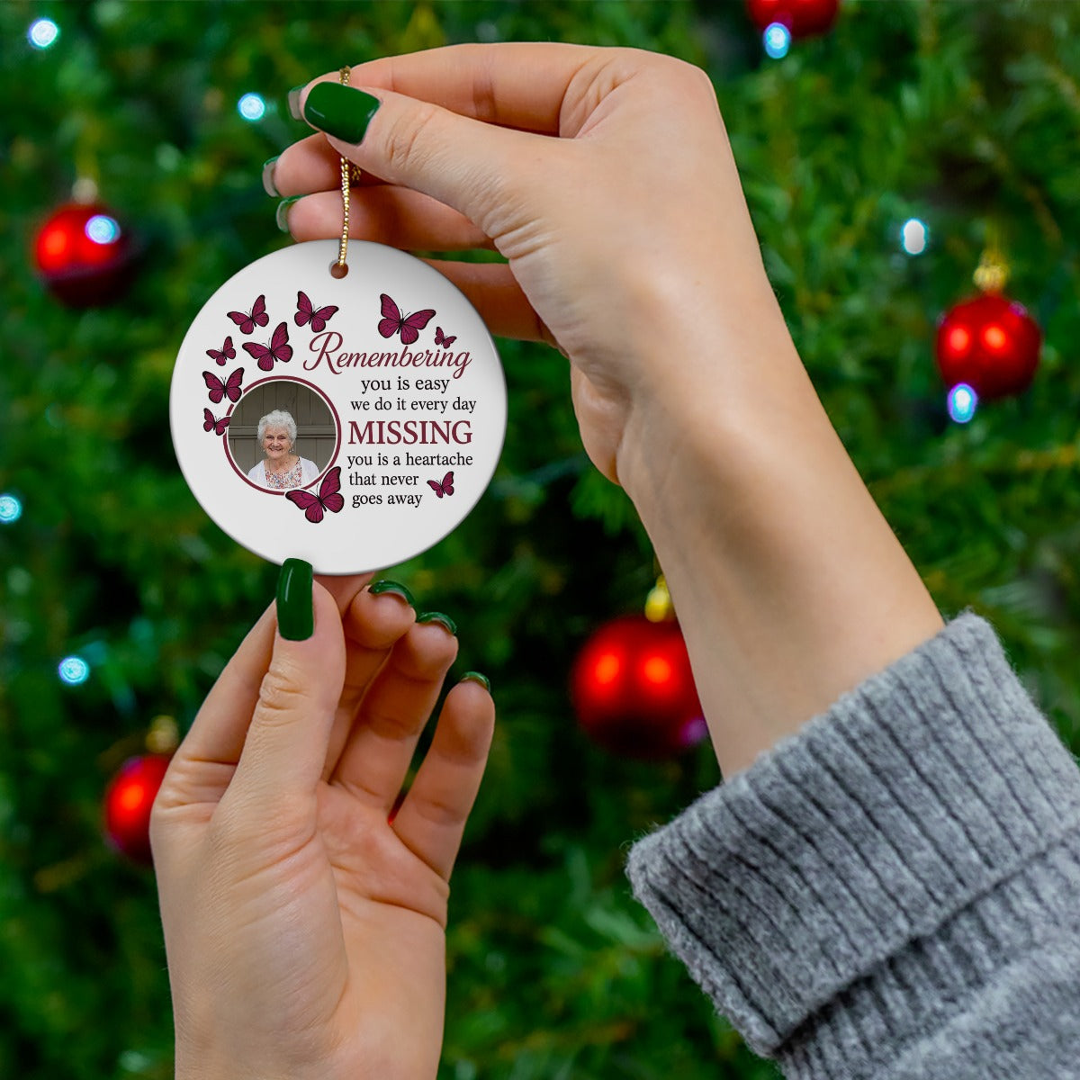 Memorial - Customized Round Christmas Ceramic Ornaments