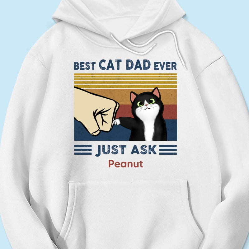 Father’s Day 2025 Gift for Cat Dads - Custom Cat Fist Bump Personalized Shirt