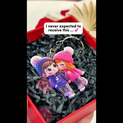 3D Effect Cute Cartoon Couple Walking Personalized Acrylic Keychain,  Gift for Him, Gift for Her